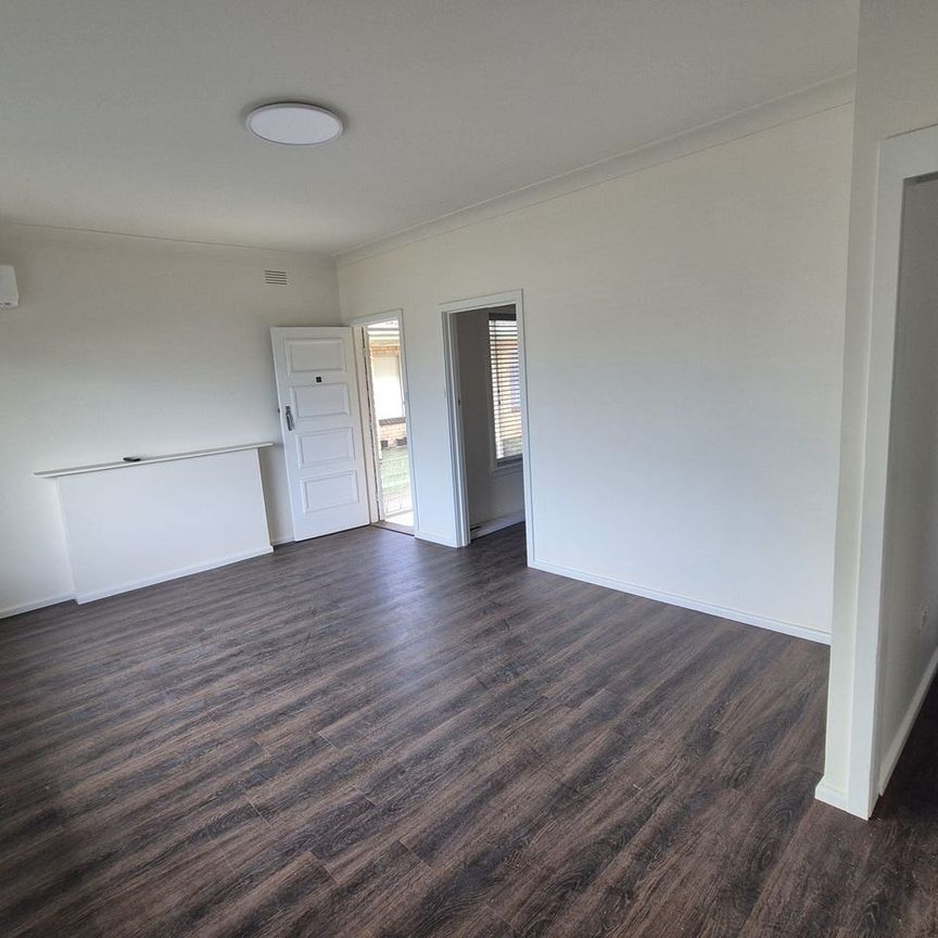 Renovated 1-Bedroom Unit in Central Location - Photo 1