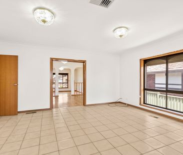 Large Family Home - Photo 5