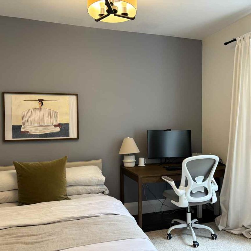403 Woodbine Avenue apartment — Toronto, ON (2-Bedroom) - 2 Bedroom - Photo 1