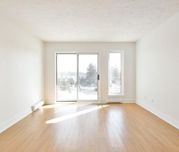 4 1/2 Saint-Bruno-de-Montarville Disponible MAINTENANT - Photo 2