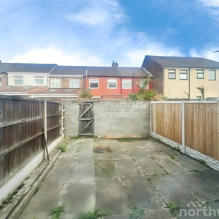 3 bedroom terraced house to rent - Photo 1
