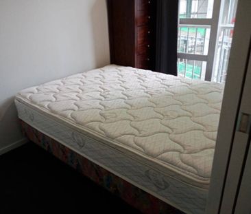 Fully Furnished 1Bed room Apartment on Upper Queen - rent including... - Photo 5