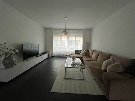 Appartement te huur - Foto 2