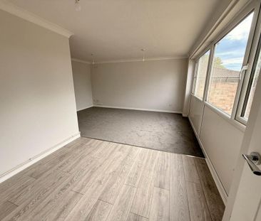 2 bedroom bungalow to rent - Photo 4