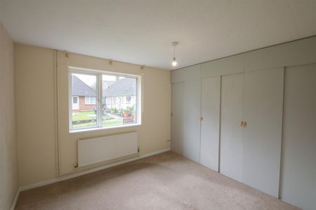 Priory Avenue, Haverhill - Photo 3