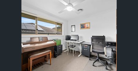 MODERN HOME IN SOUGHT AFTER LOCATION - Photo 5