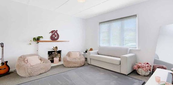 Three Bedroom House - Thames - Photo 2