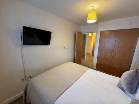 2 bedroom apartment to rent - Photo 4