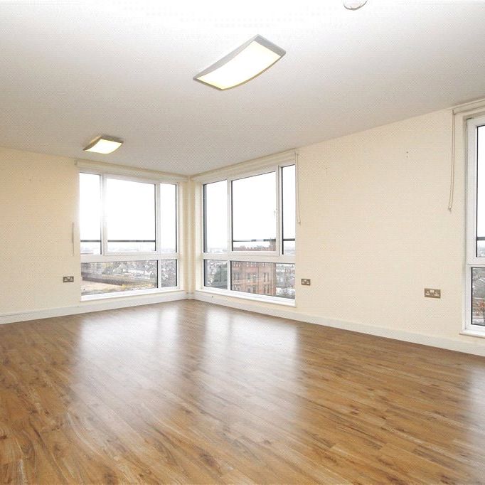 The Green, Southall, UB2 4FF - Photo 1