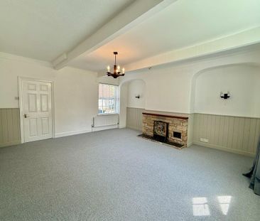 4 bedroom semi-detached house to rent - Photo 3