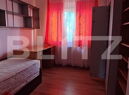 Apartament 3 camere decomandate, 2 bai, balcon, zona strazii Zorilor - Photo 2