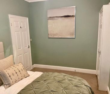 3 bedroom terraced house to rent - Photo 6