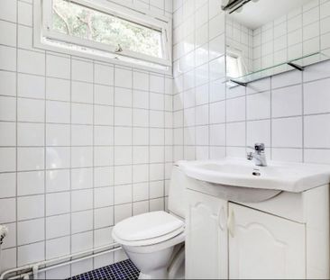 Ardennergatan, Hässelby - Photo 1