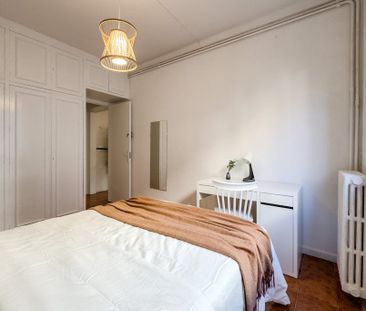 Carrer de Bertran, Barcelona, Catalonia 08023 - Photo 5