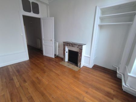 Location Appartement Clermont-Ferrand - Photo 3