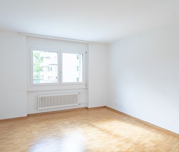 Moderne 2.5-Zi. Wohnung mit grosszügigem Balkon - Photo 1