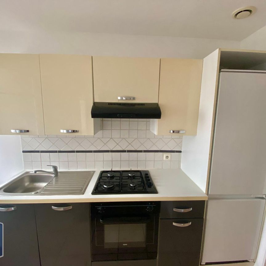 Location Appartement 1 pièce 26m² TOULON 83100 - Photo 1