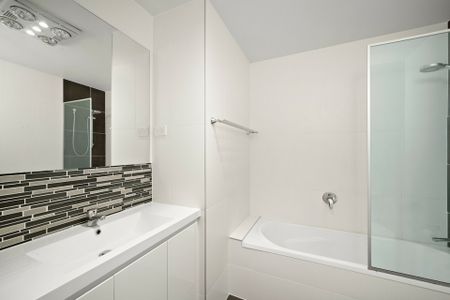 Charming Townhouse in Vibrant Harrison - Photo 3