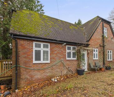 2 bedroom semi-detached house to rent - Photo 1