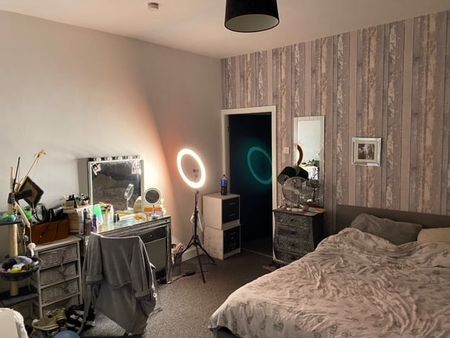 2 Bed Flat, Rocky Lane, L6 - Photo 4