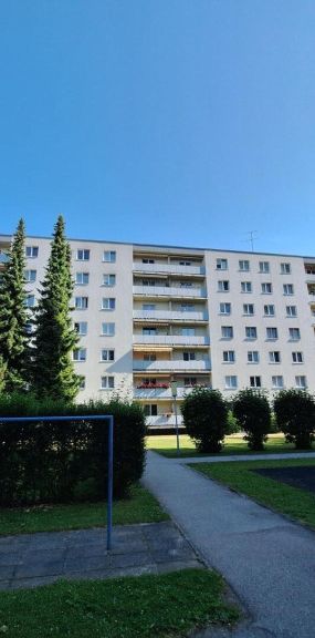 Geräumige 3-Zimmer-Wohnung mit Loggia! - Foto 1