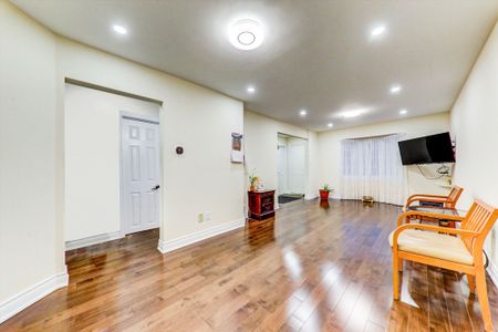 For Lease - 47 Empringham Drive Unit# Main & 2nd, Toronto, Ontario - Photo 4