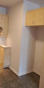 Grand 3 1/2 RENOVER, Saint-Eustache avec clientèle établi de 55+ ans - Photo 4