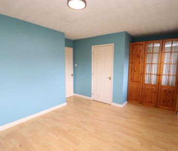 3 bedroom detached house to rent - Photo 3
