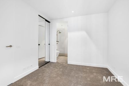 1212/677 La Trobe Street, Docklands - Photo 4