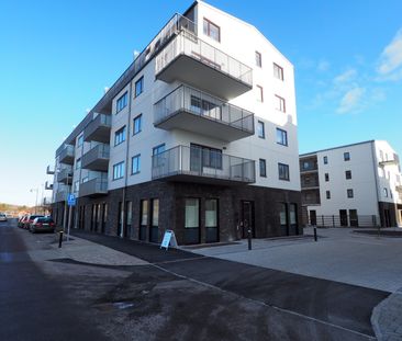 Stationsgatan, Ytterby - Photo 1