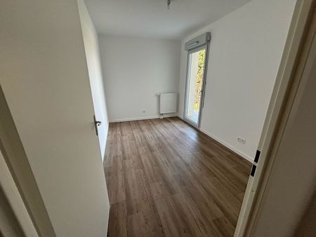 Location Appartement 3 pièces 61m² MONTLOUIS SUR LOIRE 37270 - Photo 2