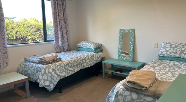 FULLY FURNISHED TWO BEDROOM HOME - Photo 1