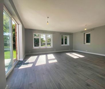 4 bedroom semi-detached house to rent - Photo 3