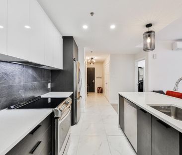 2855 Av. du Cosmodôme, app.603, H7T 0P1, Laval - Photo 5