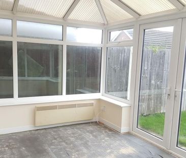 2 bedroom townhouse to rent - Photo 4