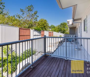 6/2 Toohey Street, Pacific Pines QLD 4211 - Townhouse For Rent | Do... - Photo 4
