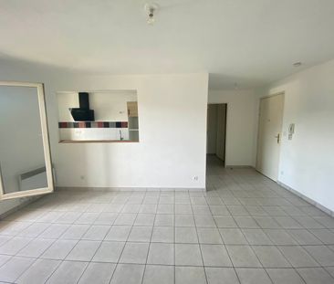 Location Appartement 3 pièces 62m² - Photo 2