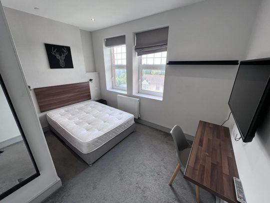 3 bedroom apartment to rent - Photo 1