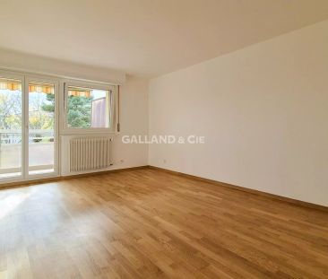 Appartement entièrement rénové dans les hauteurs de Pully - Photo 2