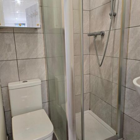 1 bedroom Property To Let Total Size: 1113 SQ FT - Photo 3