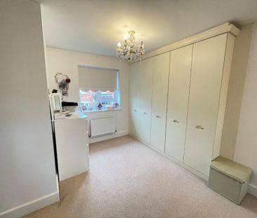 4 bedroom detached house to rent - Photo 5