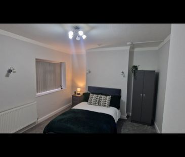 Room in a Shared Flat, Springfield Court, B28 - Photo 6