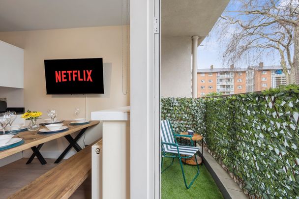 2 Bed Flat, Storrington, WC1H - Photo 1