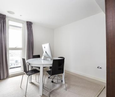 3 bedroom apartment to rent - Photo 3