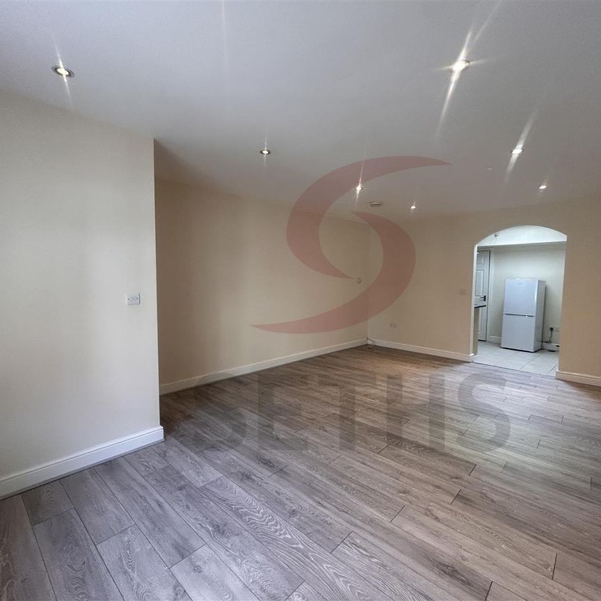 Beatrice Road, LE3, Leicester - Photo 1