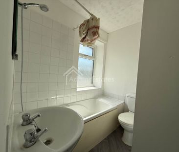 Price £610 pcm - Available Now - Unfurnished - Photo 4