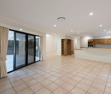 65 Tallow Wood Place, Mount Gravatt East. - Photo 6