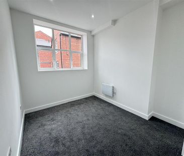 3 bedroom apartment to rent - Photo 1