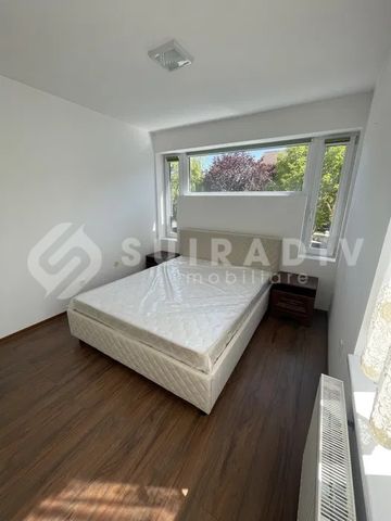 Casa tip duplex, garaj, terasa rooftop- Europa - Photo 2