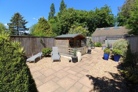 Studio to rent - Photo 4